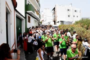 La X edición de la Traída Infantil del Agua, un éxito (Foto Antonio Alí)